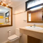 4 Bedroom Saturn With Private Heated Pool *